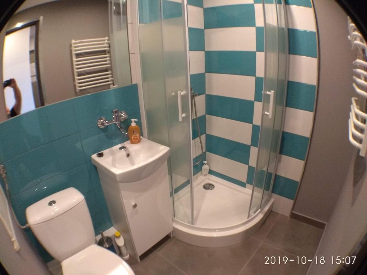 2120 Przyjazni 4 - Tanie Pokoje - Samodzielne Zameldowanie - Self Check In Poznan Bagian luar foto