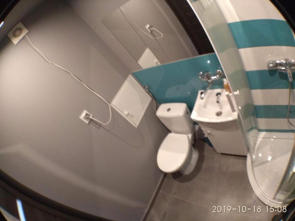 2120 Przyjazni 4 - Tanie Pokoje - Samodzielne Zameldowanie - Self Check In Poznan Bagian luar foto